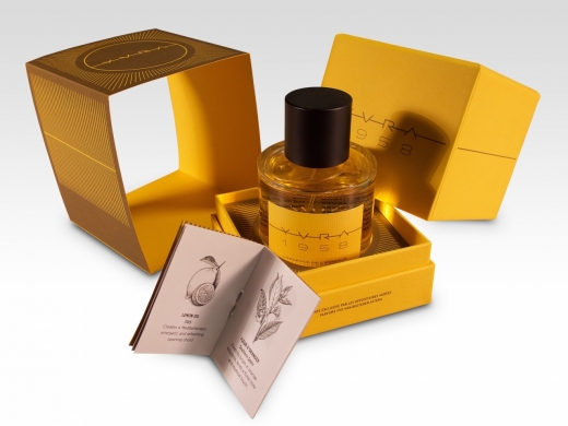Stijlvolle hard kartonnen luxe parfum geschenkverpakking met kraagrand, interieur, sleeve en boekje